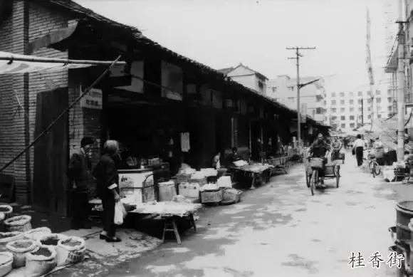 「改革开放40年」东坡区!我为你点赞!